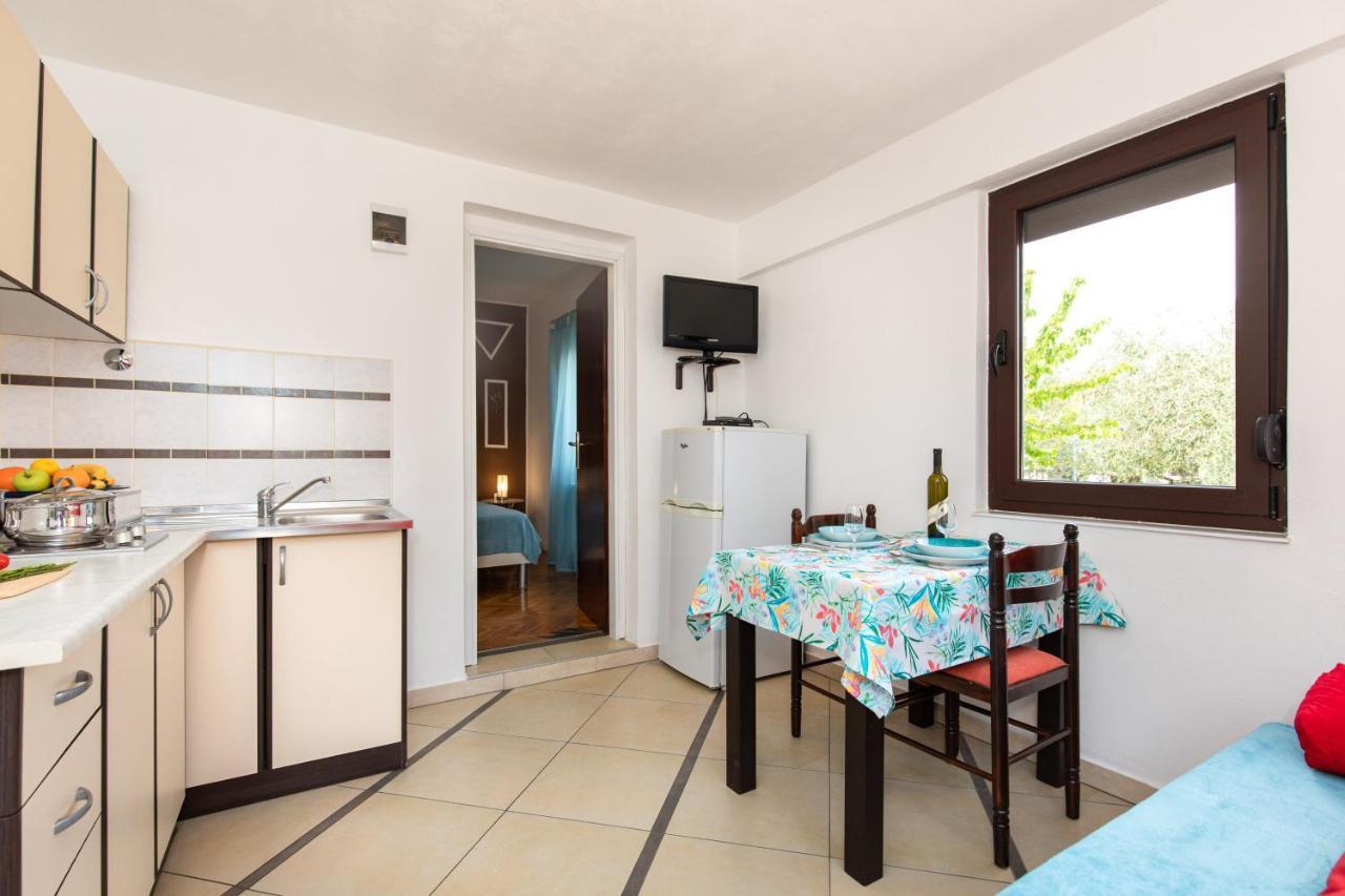 Apartment Linda Vrbnik  Dış mekan fotoğraf